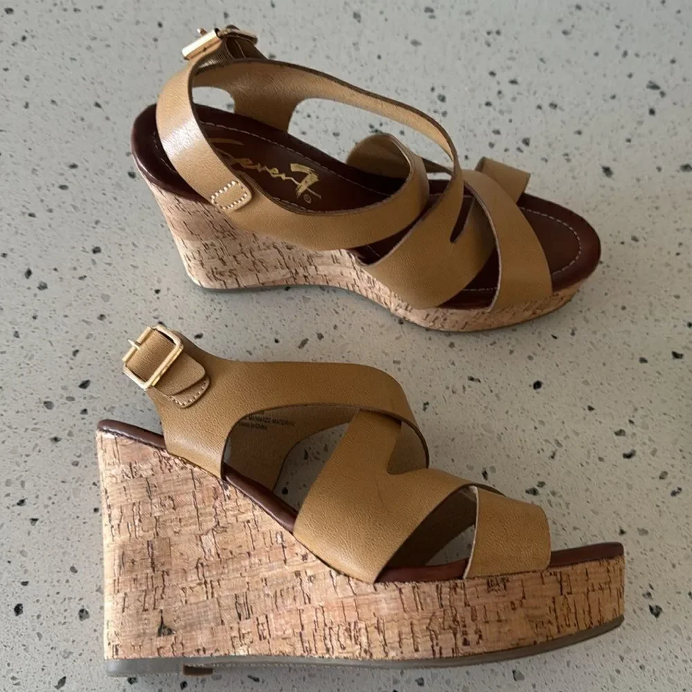Seven7 Winnie Wedge Cork Natural Tan Vegan Leather Heeled Sandals Shoes size 9